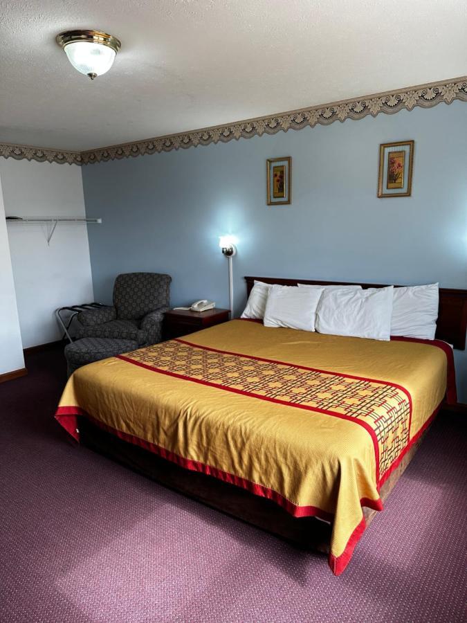 Attica Inn Εξωτερικό φωτογραφία